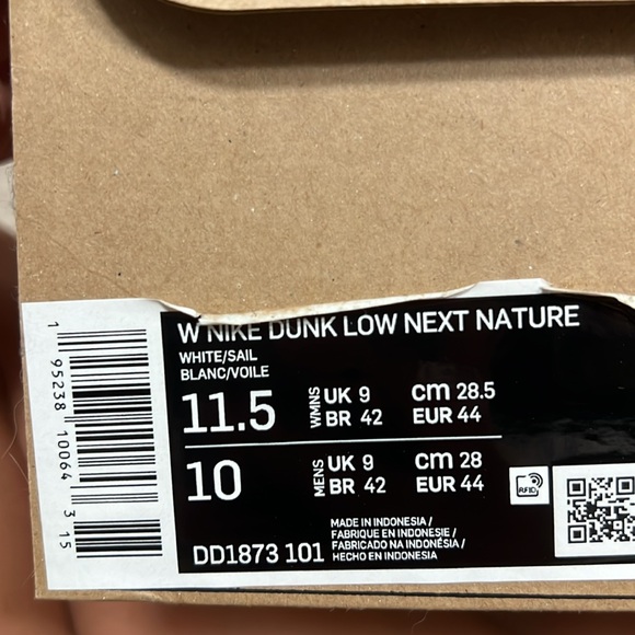 Nike Dunk Low - Picture 6 of 6